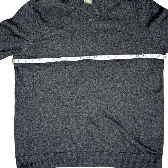 Eddie Bauer Charcoal Gray Cotton Cashmere V-Neck Sweater Medium - Picture 8 of 10